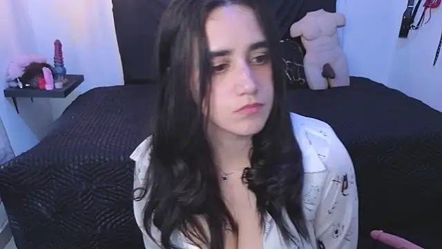 elowen halley1 online show from November 2025 07:51:02 PM