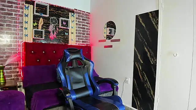 Snapshot of angelitasexxxhot chatting on January 2026 11:55:02 PM angelitasexxxhot online show from January 2026 11:55:02 PM