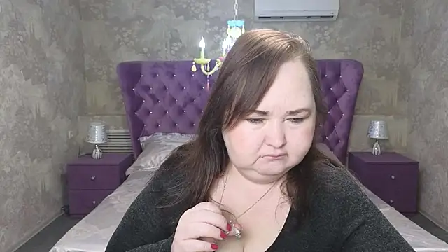 Eloisa Eliot online show from December 2025 04:50:02 PM