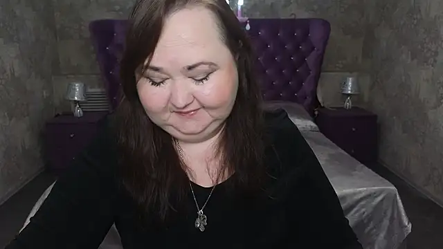 Eloisa Eliot online show from October 2025 03:55:01 PM