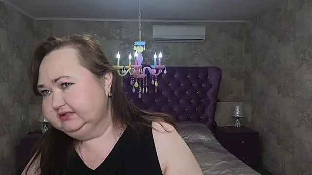 Eloisa Eliot online show from October 2025 02:29:01 PM