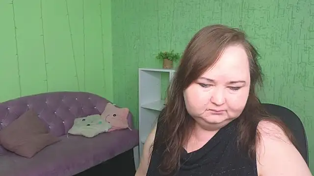 Eloisa Eliot online show from November 2025 04:40:02 PM