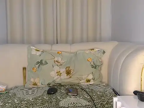 TinaFavourite online show from November 2025 10:02:02 PM