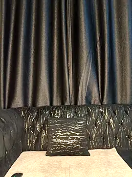 TinaFavourite online show from March 2026 06:48:01 PM