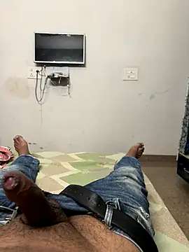 Hotguyforfun online show from December 2025 12:15:01 PM