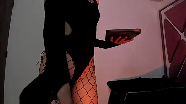 Snapshot of Alynn_Bri_ chatting on February 2026 02:53:01 AM Alynn Bri online show from February 2026 02:53:01 AM