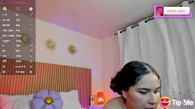 violett mae online show from April 2026 12:02:01 AM