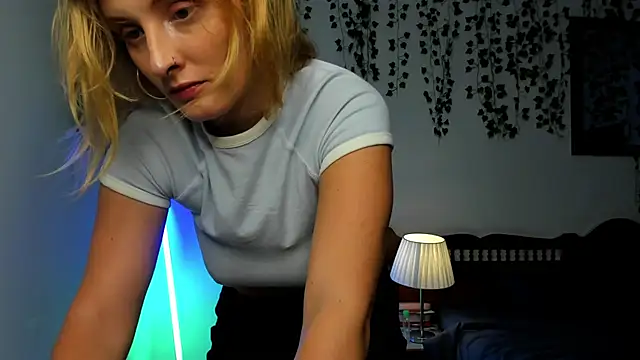 Snapshot of Ariana_Spring chatting on October 2025 03:49:02 AM Ariana Spring online show from October 2025 03:49:02 AM