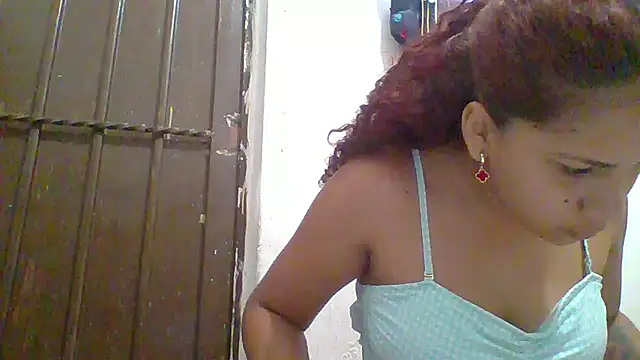 Snapshot of Daila_Lucia chatting on September 2025 12:47:02 PM Daila Lucia online show from September 2025 12:47:02 PM