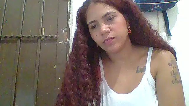 Snapshot of Daila_Lucia chatting on September 2025 05:01:01 PM Daila Lucia online show from September 2025 05:01:01 PM