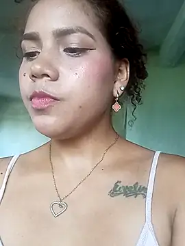 Snapshot of Daila_Lucia chatting on September 2025 06:59:01 PM Daila Lucia online show from September 2025 06:59:01 PM