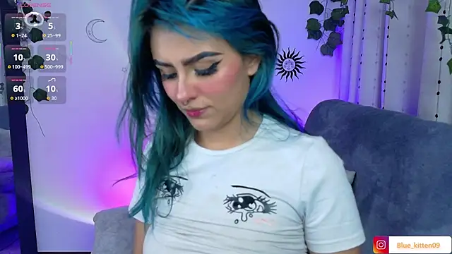 Snapshot of blue_kitten chatting on May 2026 06:44:01 AM blue kitten online show from May 2026 06:44:01 AM