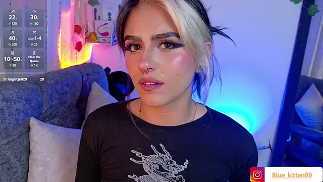 blue kitten online show from November 2025 04:12:02 AM