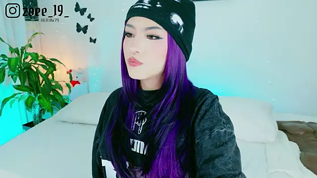 cuteezoe online show from June 2026 04:00:02 AM