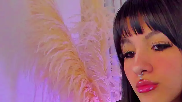 cuteezoe online show from October 2025 04:24:02 AM