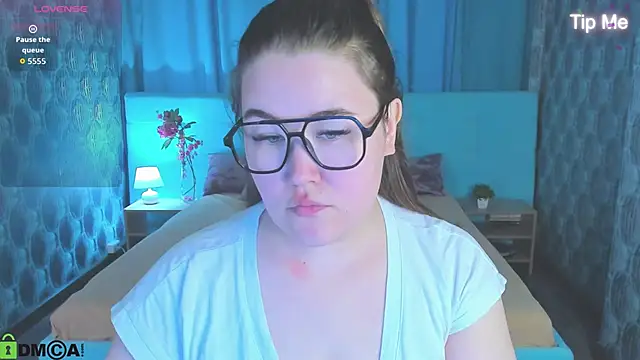 Tara Torres online show from September 2025 08:09:02 AM