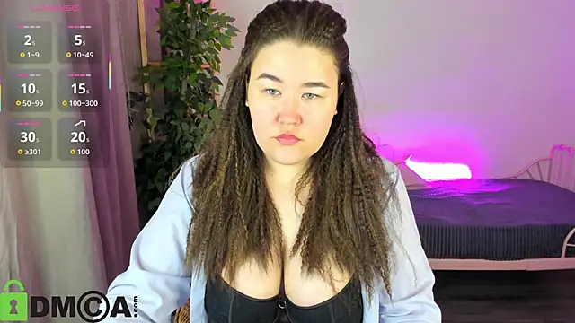 Tara Torres online show from November 2025 12:33:02 AM