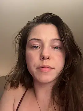 lilbbyily online show from April 2026 02:14:02 AM