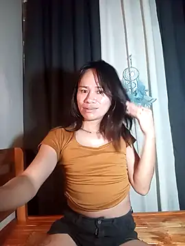 Snapshot of ursweet_yummy chatting on November 2025 10:03:02 PM ursweet yummy online show from November 2025 10:03:02 PM