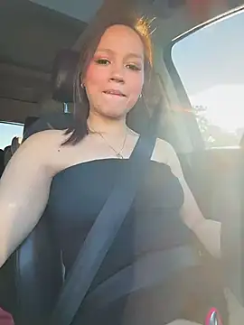 Mrs MrLove online show from November 2025 11:30:01 PM