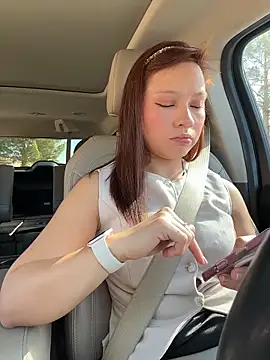 Mrs MrLove online show from February 2026 07:13:01 PM