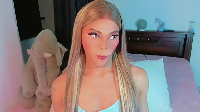 Flora Minx online show from December 2025 07:34:02 AM