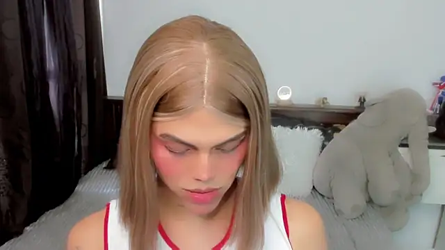 Flora Minx online show from March 2026 09:00:01 PM