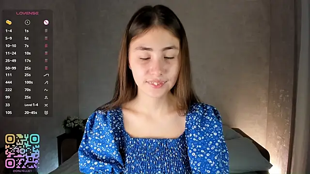 LynetteDanley online show from October 2025 04:54:02 PM