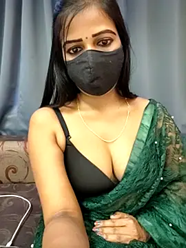 Misss-julli online show from October 2025 06:49:02 AM