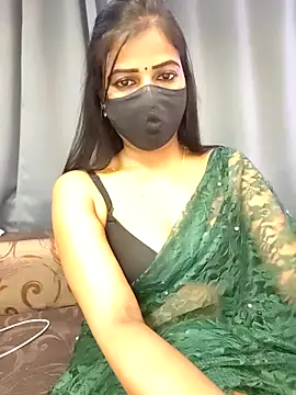 Misss-julli online show from November 2025 07:46:02 AM