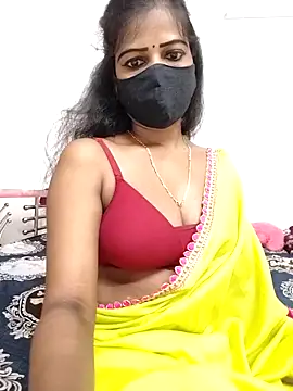 Misss-julli online show from September 2025 03:24:02 PM