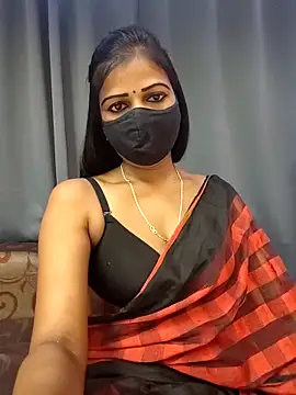 Misss-julli online show from October 2025 05:09:02 AM