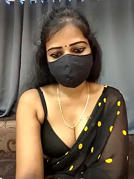 Misss-julli online show from September 2025 12:38:02 AM