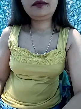 Vaani Actress online show from March 2026 05:02:01 PM