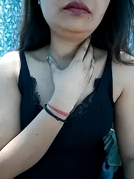 Vaani Actress online show from March 2026 05:52:02 PM