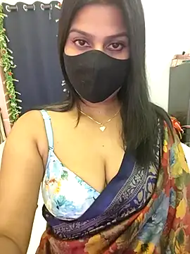 hoty sonali online show from October 2025 01:34:01 PM