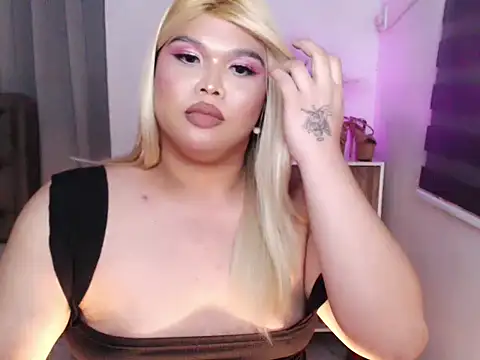 Snapshot of Ellise_Hilton chatting on December 2025 09:41:01 AM Ellise Hilton online show from December 2025 09:41:01 AM