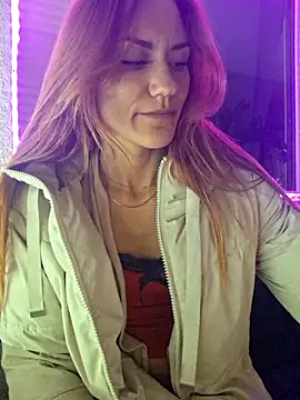 Snapshot of SlimBellaa chatting on November 2025 11:20:01 PM SlimBellaa online show from November 2025 11:20:01 PM