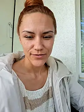 Snapshot of SlimBellaa chatting on September 2025 09:26:02 AM SlimBellaa online show from September 2025 09:26:02 AM