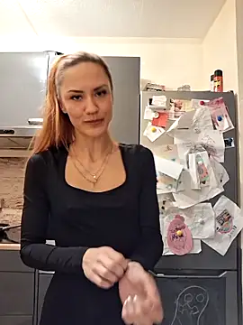 SlimBellaa online show from December 2025 09:37:02 PM