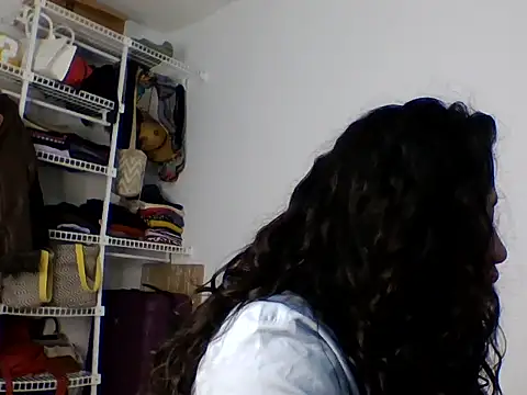 Noapino online show from May 2026 02:41:01 AM