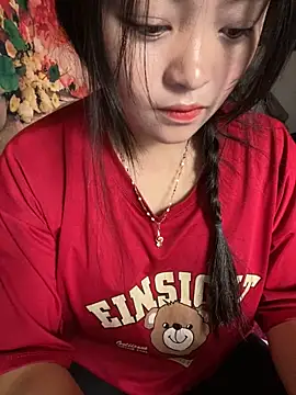 Julia-Elsa online show from November 2025 05:55:02 AM