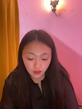 Julia-Elsa online show from September 2025 04:03:02 PM