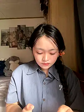 Julia-Elsa online show from September 2025 04:07:01 AM