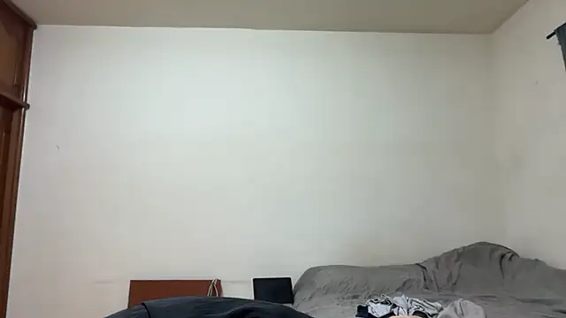 Foxfoxfox4 online show from April 2026 02:52:01 PM