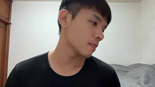 Foxfoxfox4 online show from February 2026 03:20:01 PM