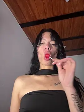 LiaCollings online show from June 2026 06:12:01 PM