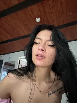 LiaCollings online show from April 2026 11:33:01 AM