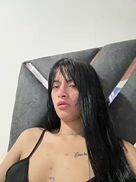 LiaCollings online show from May 2026 01:29:01 PM