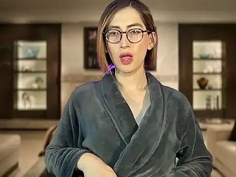 rousseblossom online show from October 2025 01:17:02 AM